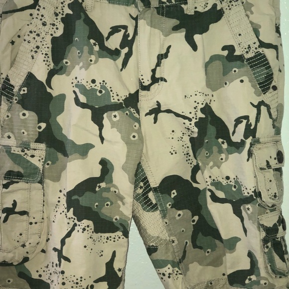 Darring - Picture 3 of 6